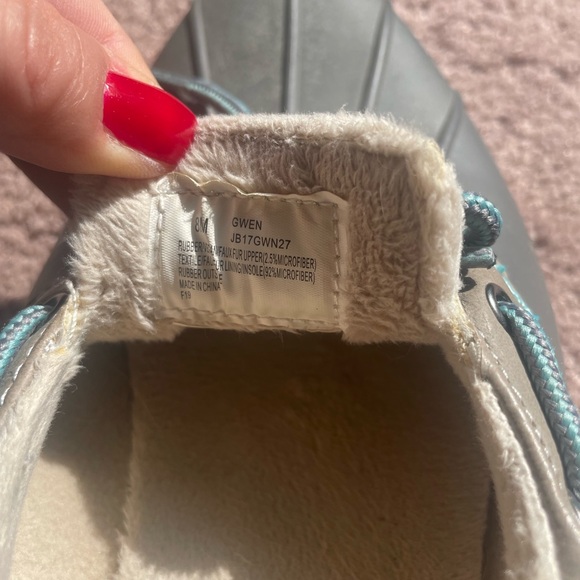 JBU rain shoes - Picture 3 of 3